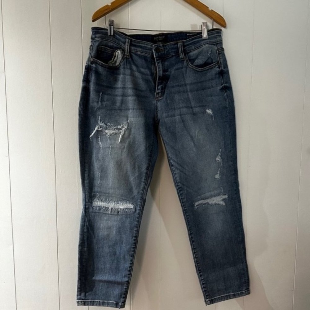 JUDY BLUE BOYFRIEND FIT